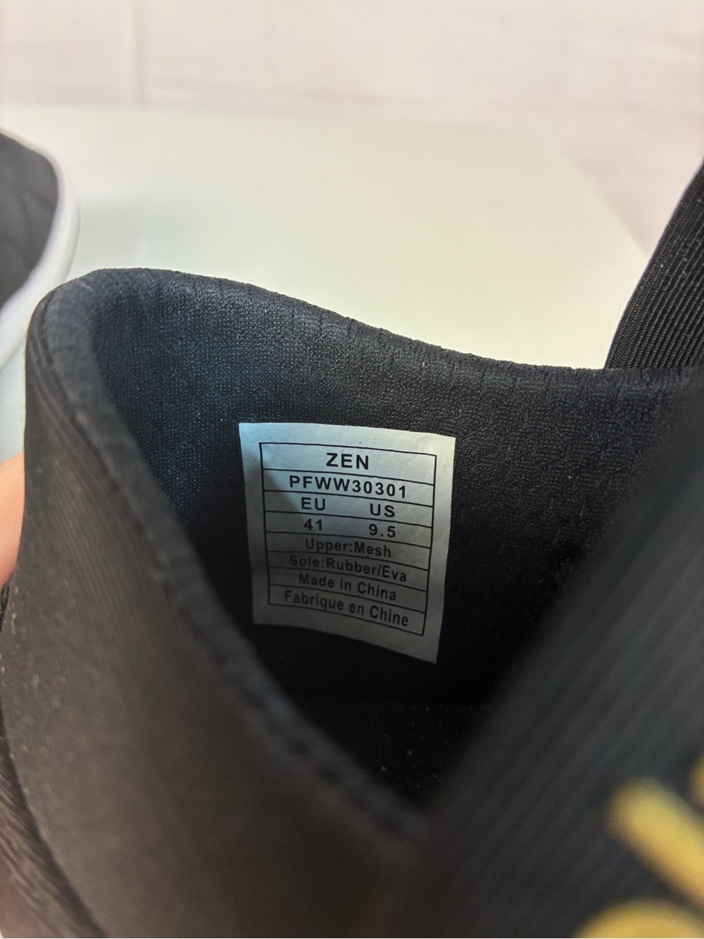 Peluva Zen Quilted Barefoot Sneakers in Black 41 - Picture 7 of 7